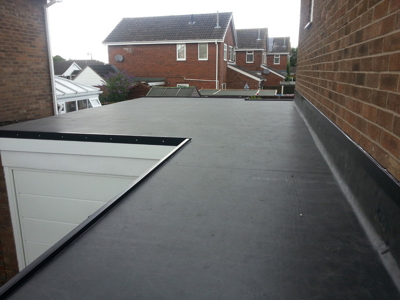 Flat roofing